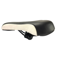 Седло спортивное черное с белыми полосами