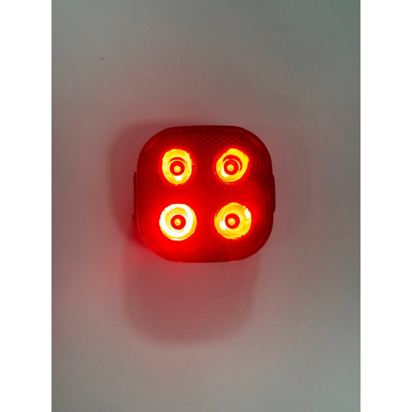 Стоп-сигнал велосипедный LED/USB C-TYPE FY-328 красный квадратный Baisk