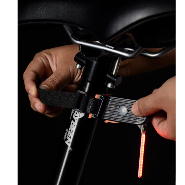 Велоліхтар Li-Ion акумулятор ЗУ microUSB 8821-LED