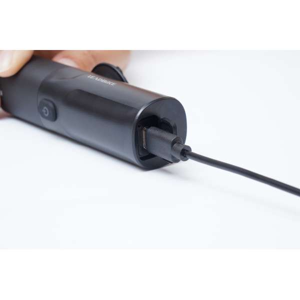 Велофара потужна 800LM 2500mAh водонепроникне блокування від дітей Li-Ion акумулятор ЗУ Type-C LEADBIKE M03-OSRAM